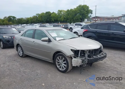 2013 Toyota Camry Xle z USA, uszkodzony, nr VIN 4T1BF1FKXDU683034